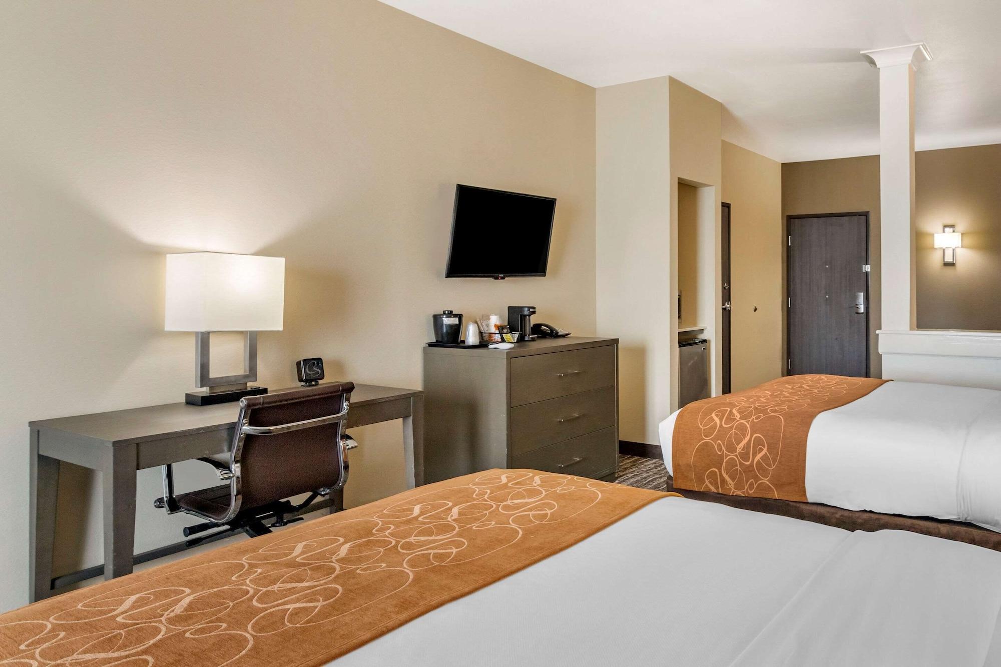 Comfort Suites Near Sam Houston Race Park Jersey Village Esterno foto